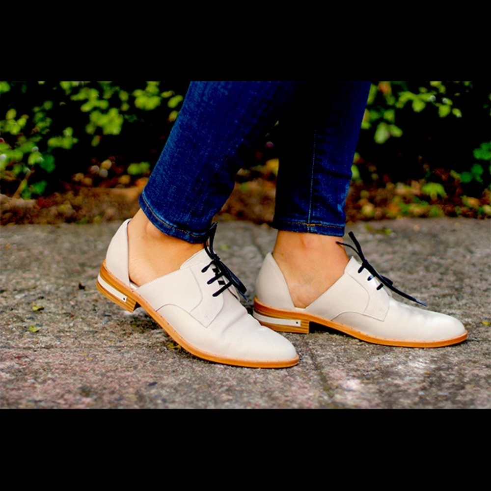 Freda salvador wit d’orsay leather oxfords size 8.5